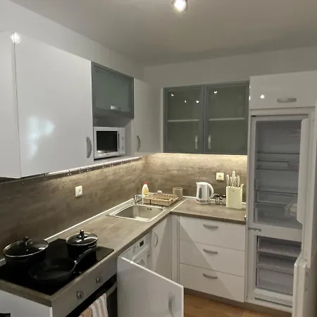 Amel -new Luxury Close To The Apartment *